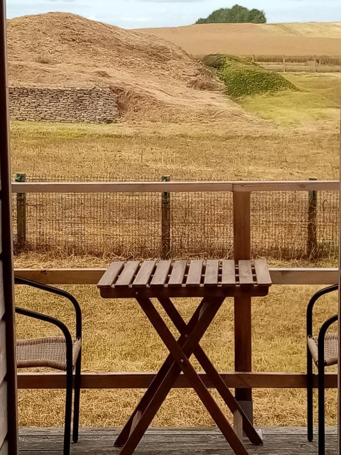 Galerie, Tumulus De La Hogue Hotel Fontenay-le-Marmion Bagian luar foto