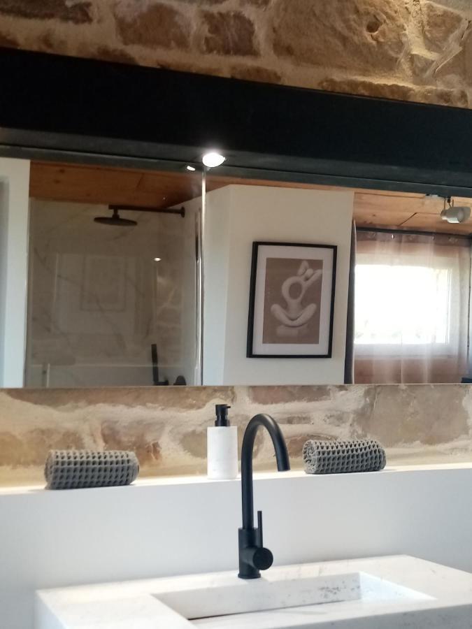 Galerie, Tumulus De La Hogue Hotel Fontenay-le-Marmion Bagian luar foto