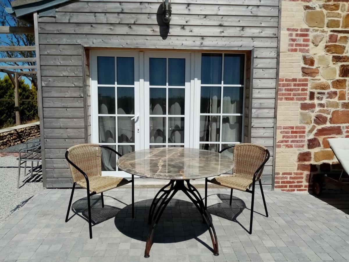 Galerie, Tumulus De La Hogue Hotel Fontenay-le-Marmion Bagian luar foto