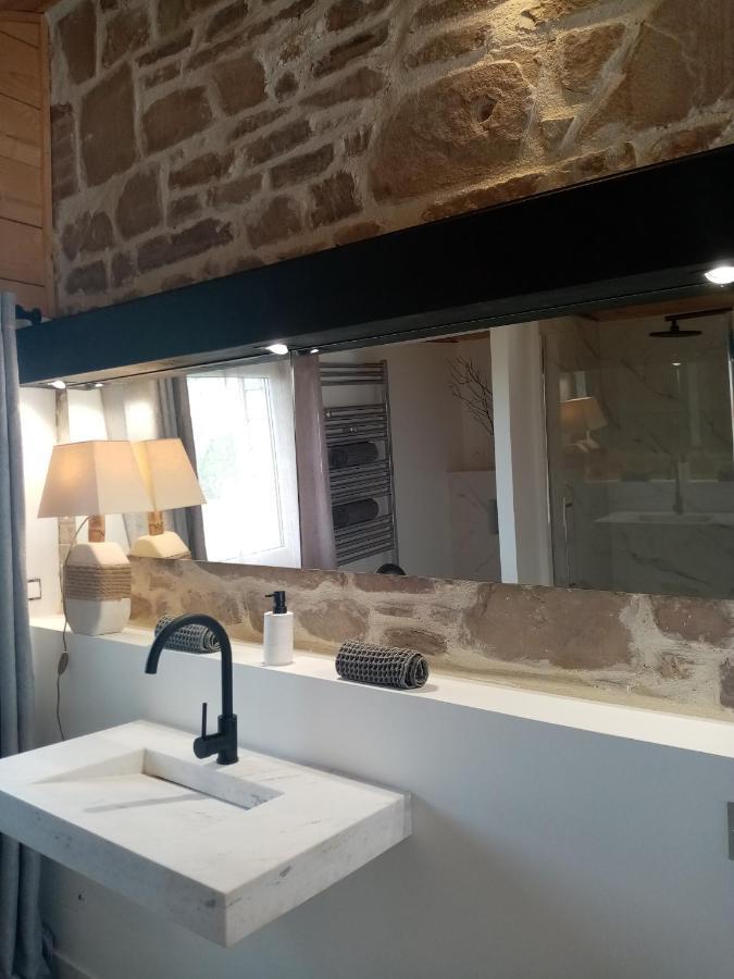 Galerie, Tumulus De La Hogue Hotel Fontenay-le-Marmion Bagian luar foto