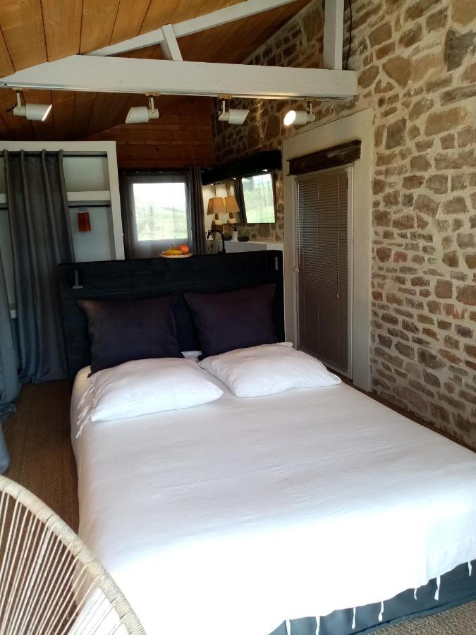 Galerie, Tumulus De La Hogue Hotel Fontenay-le-Marmion Bagian luar foto