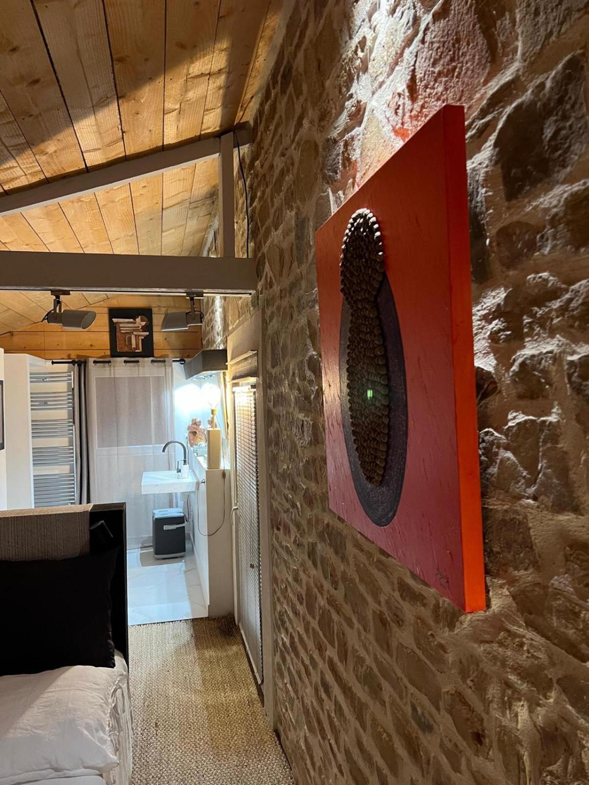 Galerie, Tumulus De La Hogue Hotel Fontenay-le-Marmion Bagian luar foto