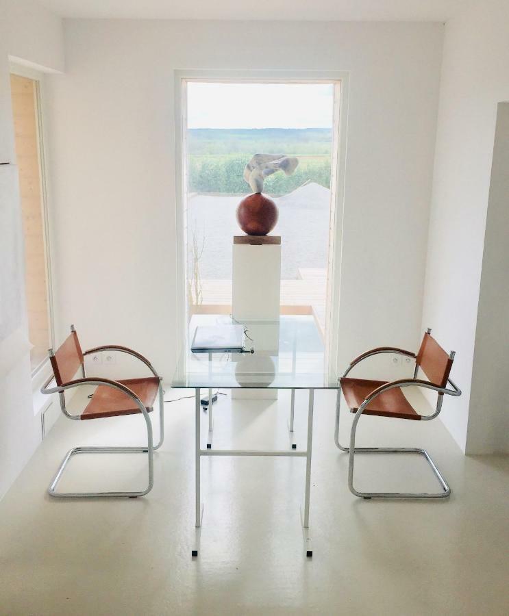 Galerie, Tumulus De La Hogue Hotel Fontenay-le-Marmion Bagian luar foto