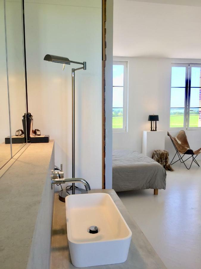 Galerie, Tumulus De La Hogue Hotel Fontenay-le-Marmion Bagian luar foto