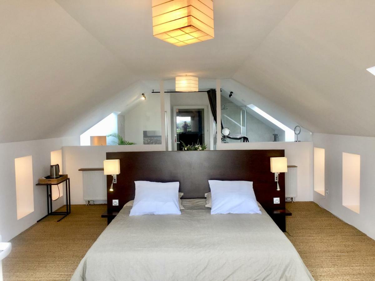 Galerie, Tumulus De La Hogue Hotel Fontenay-le-Marmion Bagian luar foto